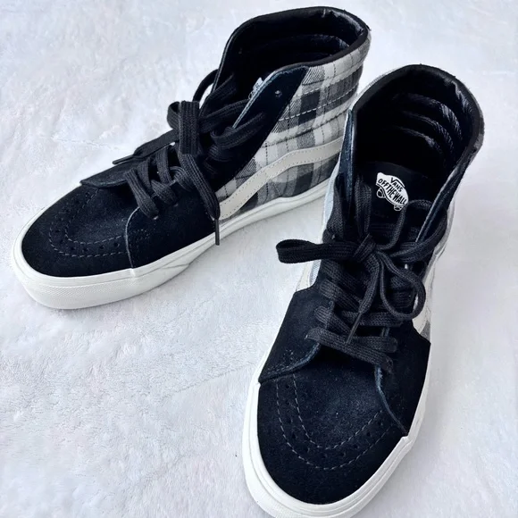 VANS SK8-Hi Grunge Black & Gray Plaid High Top Sneakers--NEW--7W - Picture 1 of 12